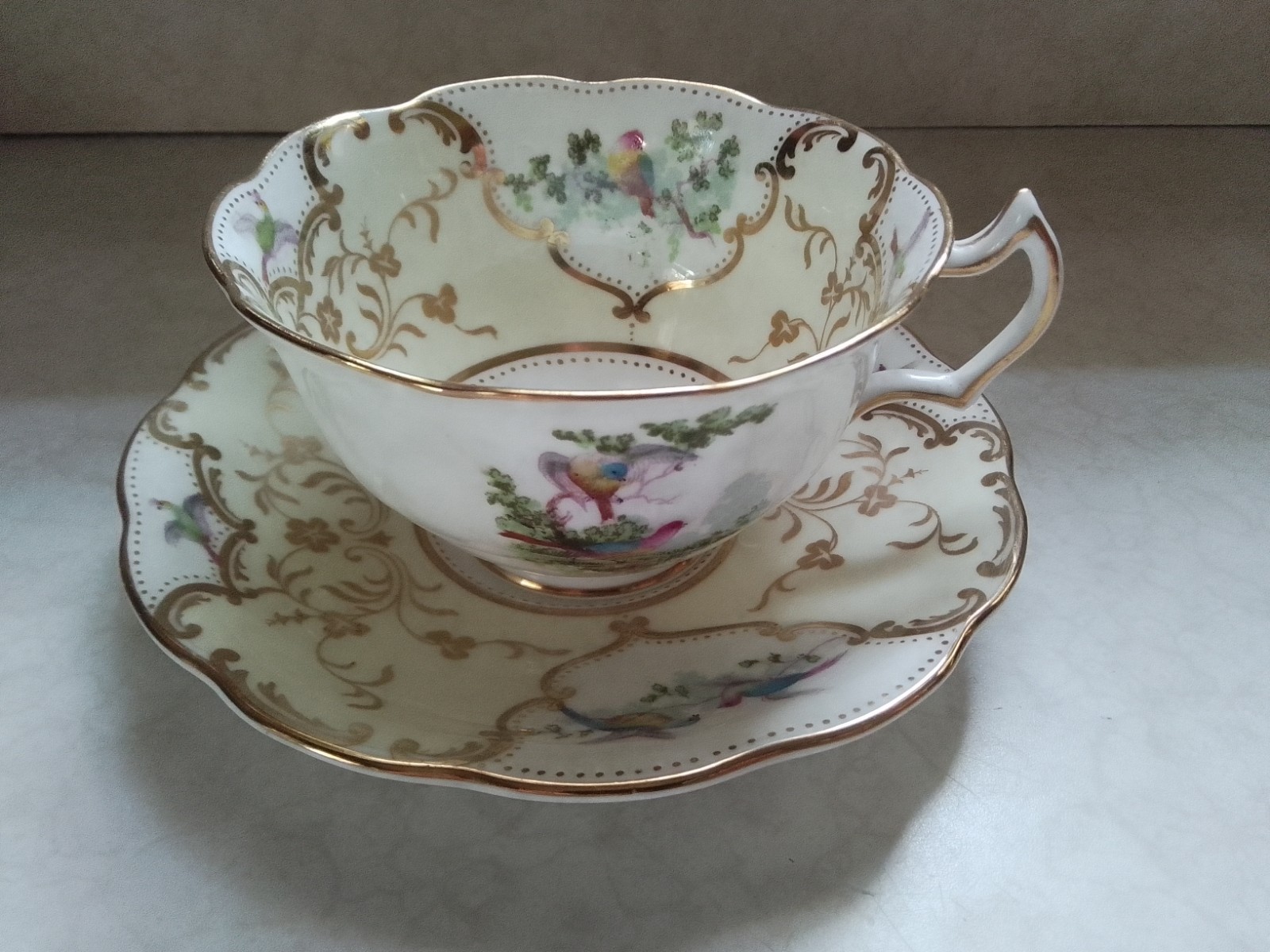 Vintage Crescent&Sons Bone China Teacup&Saucer Made In Englabd