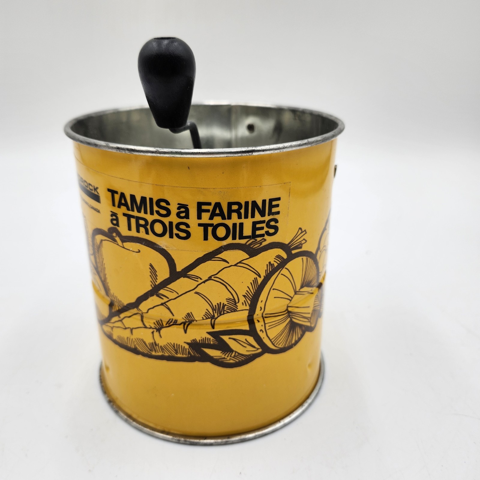 VINTAGE ANDROCK 3 SCREEN FLOUR SIFTER – YELLOW WITH VEGGIE DESIGN