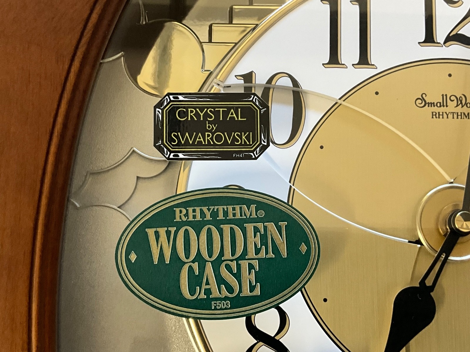 SMALL WORLD RHYTHM TIMECRACKER CLOCK SWAROVSKI CRYSTAL MUSIC MOTION 4MH780-R