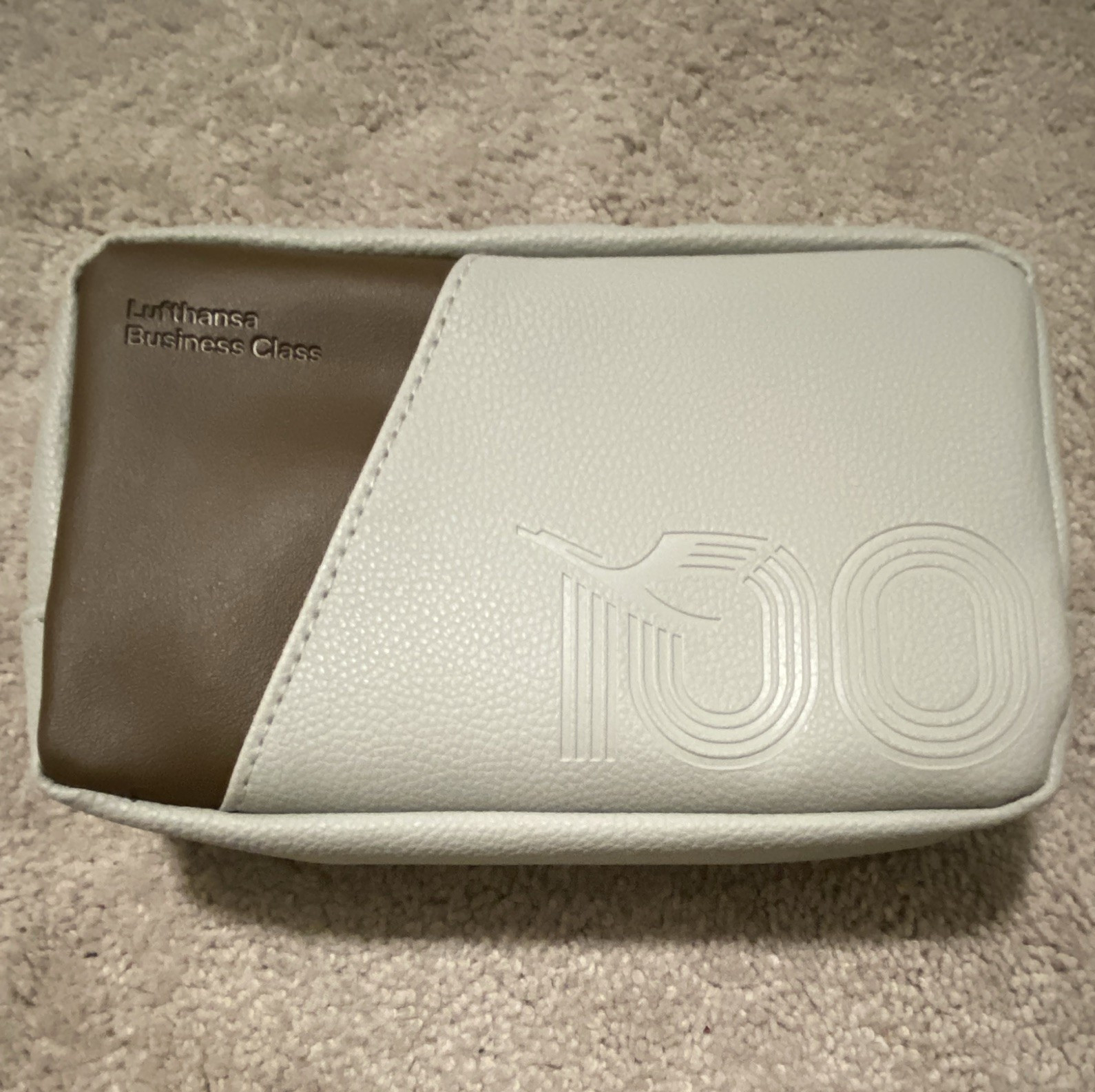 Lufthansa Business Class Zip Amenity Kit Wash/Amenity Bag Pouch