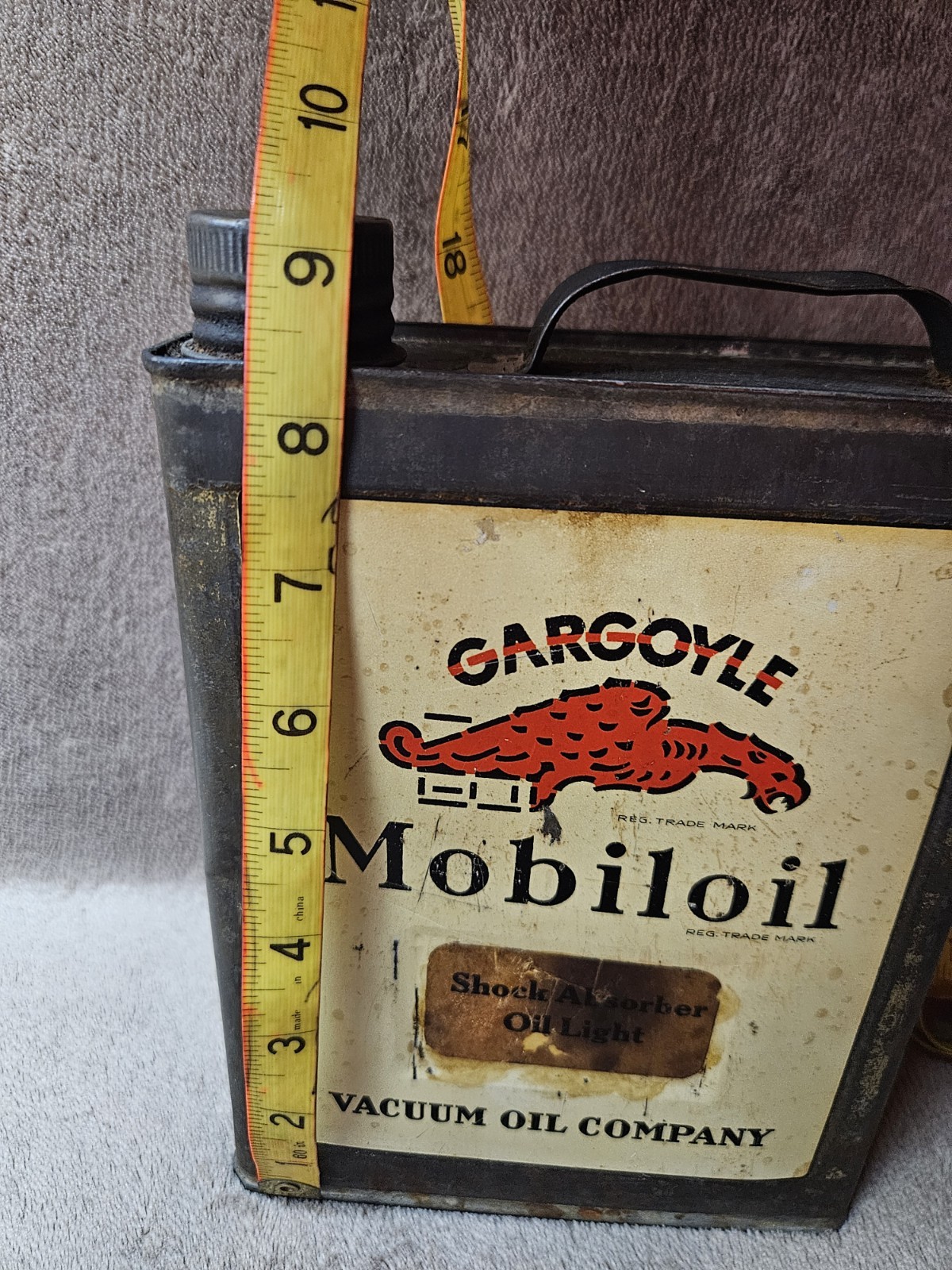 Vintage Mobiloil Gargoyle Motor Oil Can Mobil Sign Shock Absorber Oil Light