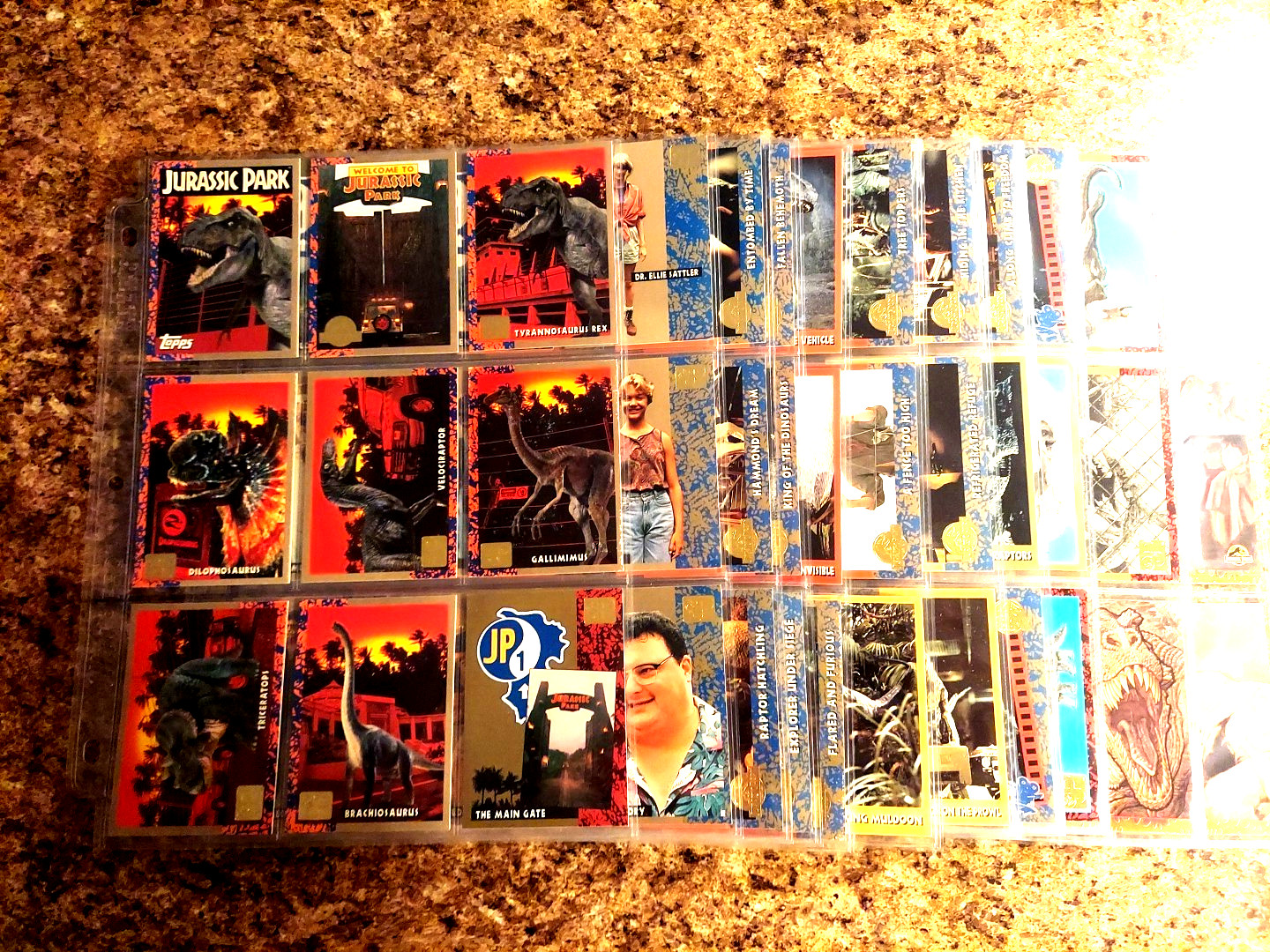 JURASSIC PARK DELUXE GOLD SERIES TRADING CARD SET 88 CARDS + 10 ART CARDS “READ”