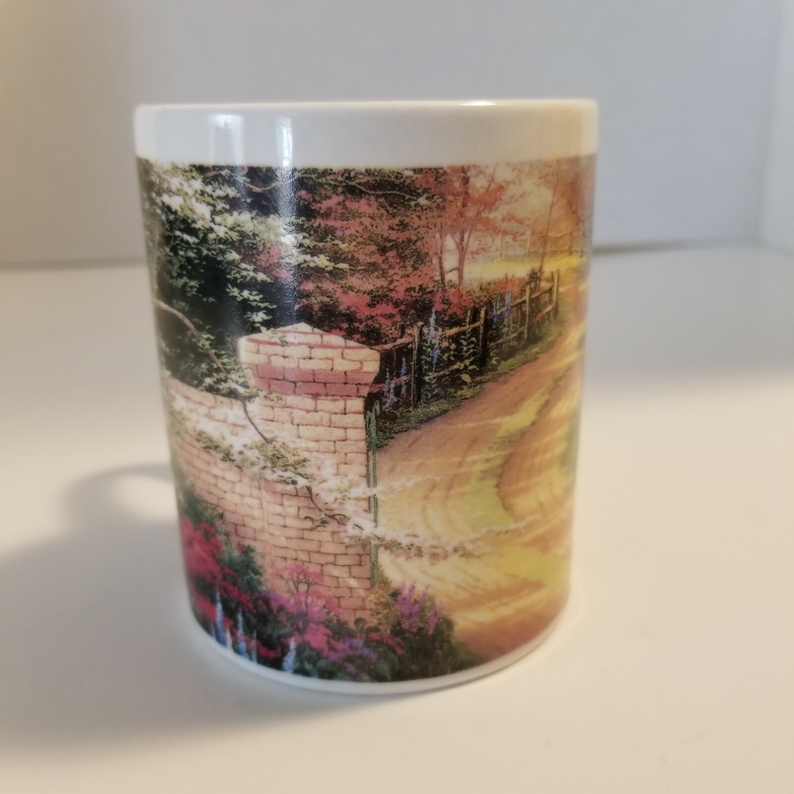 Thomas Kinkade Porcelain Mug 10oz Spring Gate 1996 Vibrant Colors Designpac Inc.