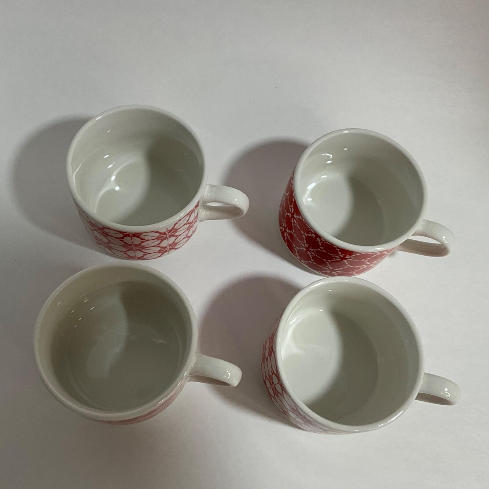 Vintage Avon Stackable Mugs / Cups Set Of 4 Red & White Geometric Snowflake
