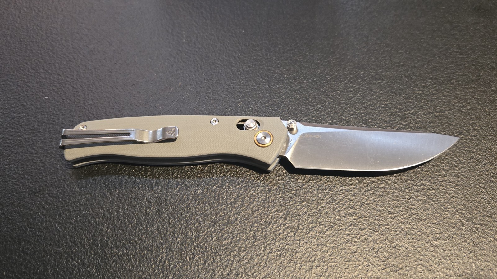 SRM 255L-GK2 Gray G10 Drop Point Plain Edge Pocketknife Liner Lock Clip