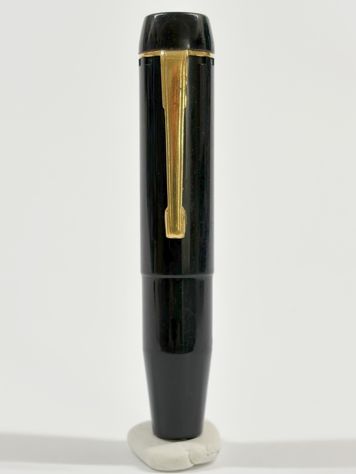 Stasi espionage technology. Cold War Spy Microphone fountain pen 1950’s Germany