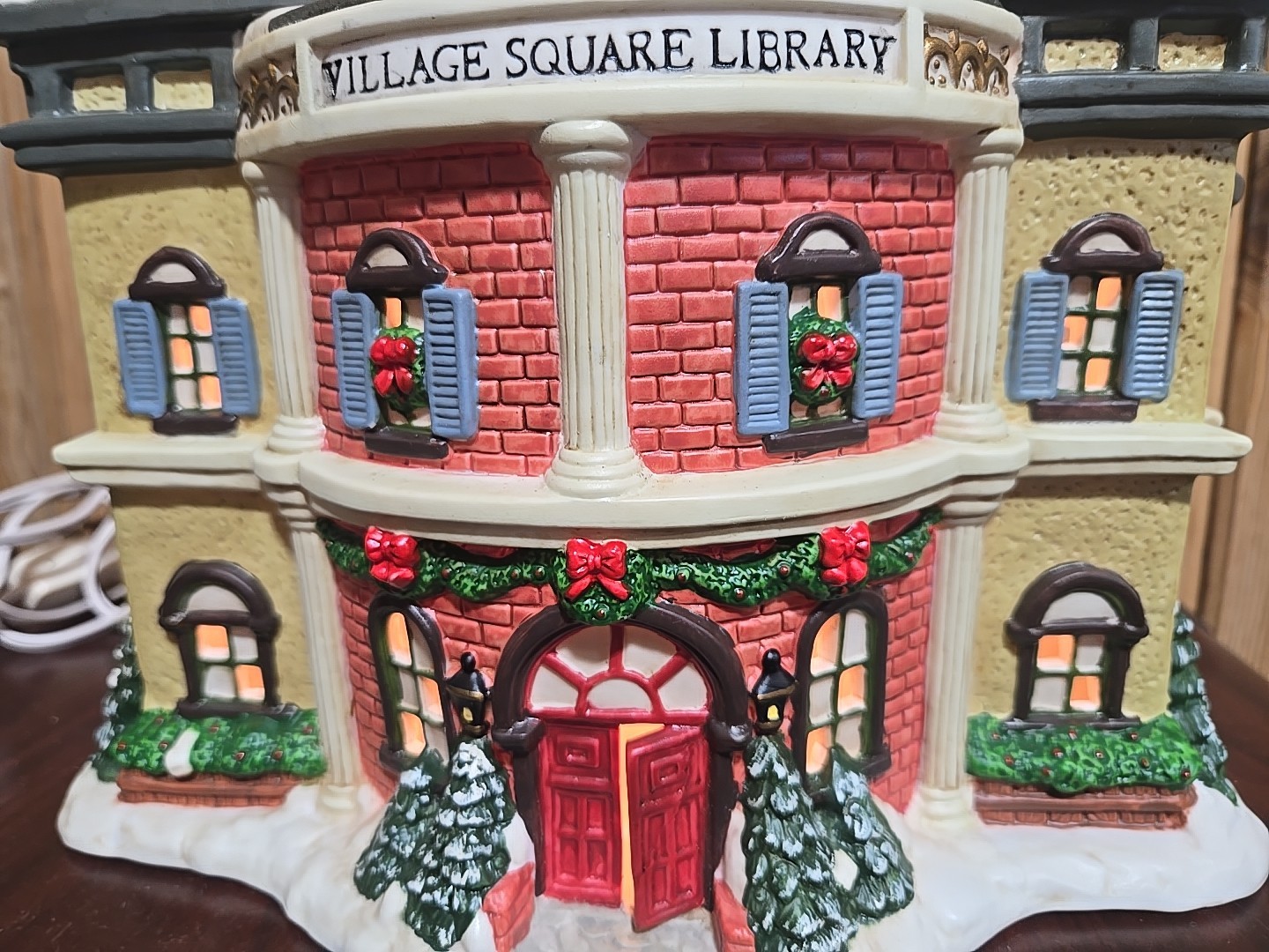 Village Square Library Collection Lighted Christmas 1997 Vintage
