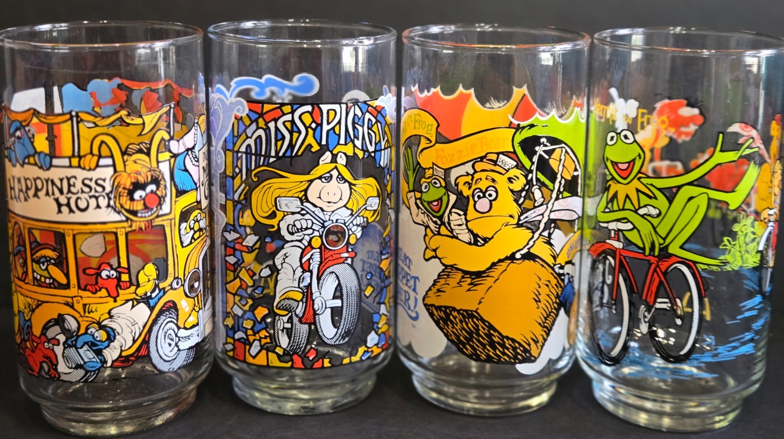 McDonalds Set 4 Vintage 1981 The Great Muppets Caper Glasses Miss Piggy & Kermit