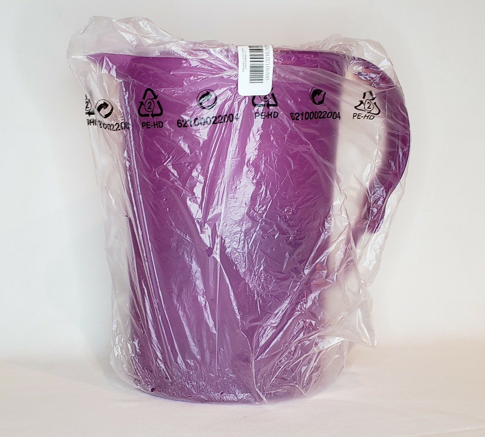 Tupperware Impressions Pitcher 2 Qt. Purple NEW Fast Ship