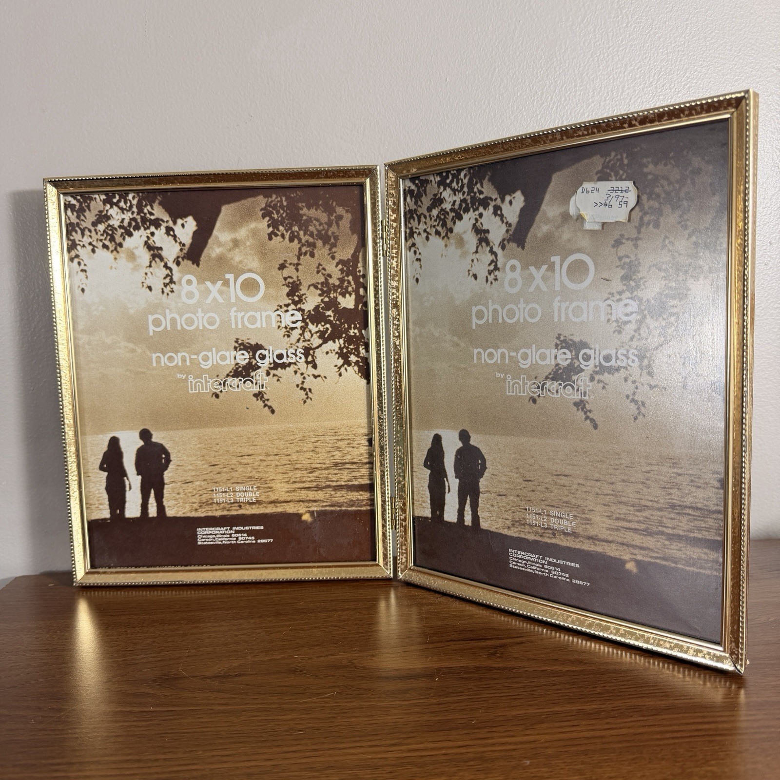 Vintage Intercraft Gold Tone Metal Double Hinged 8×10 Picture Frame Bi Fold