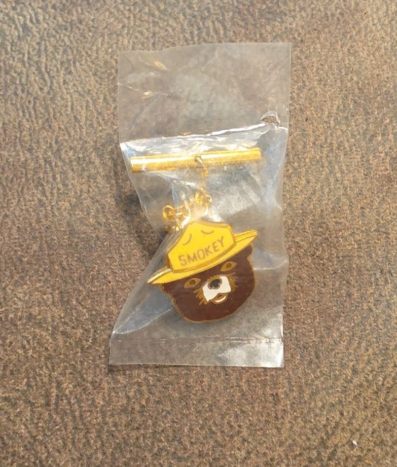 Vintage-style Smokey the Bear Tie Tack Pin New Sealed