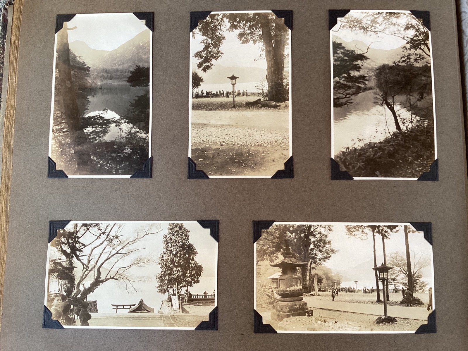 Album of 264 photos Belgian colony in Hong Kong / China… circa 1945/1950s