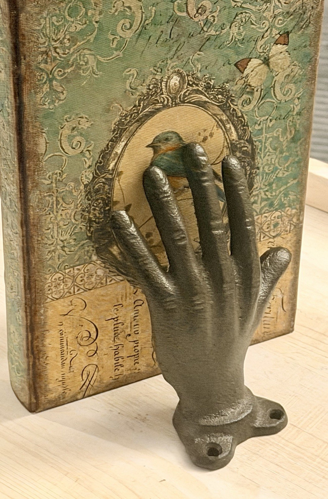 2 Cast Iron Hands Bookends Metal Rustic Shelf Table Decor Hand Decor Farmhouse