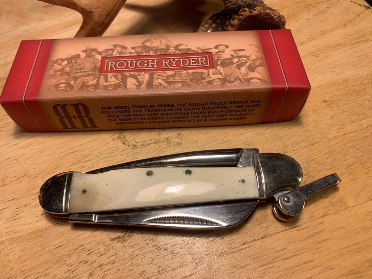 Rough Ryder White Smooth Bone Marlin Spike 4 1/2″ Pocket Knife RR577