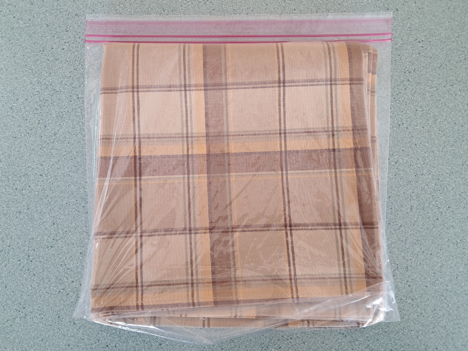 Longaberger Fabric Square Table Overlay in Butternut Plaid pattern 36″ x 36″