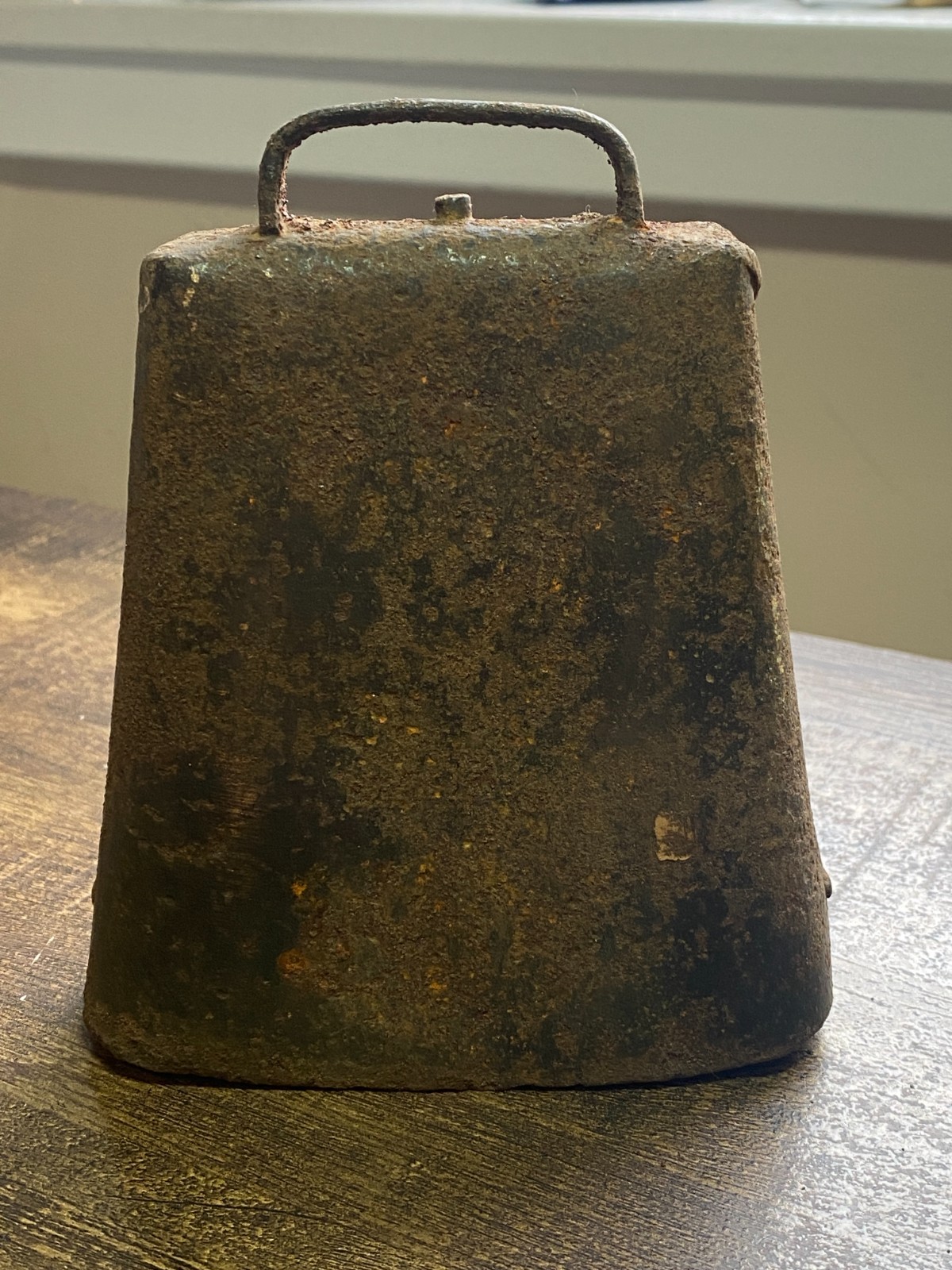 Antique Old Metal Iron Weathered Cowbell w/Original Clanger Rustic