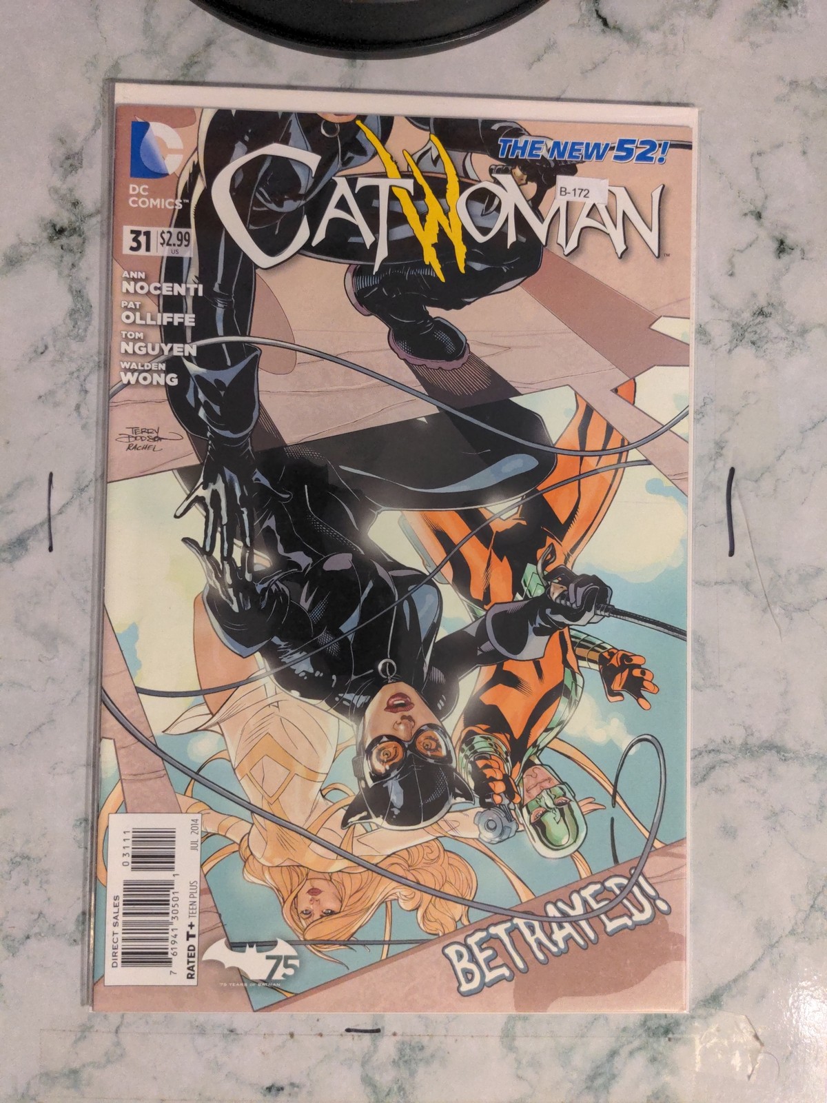 CATWOMAN #31 VOL. 4 9.0+ DC COMIC BOOK B-172