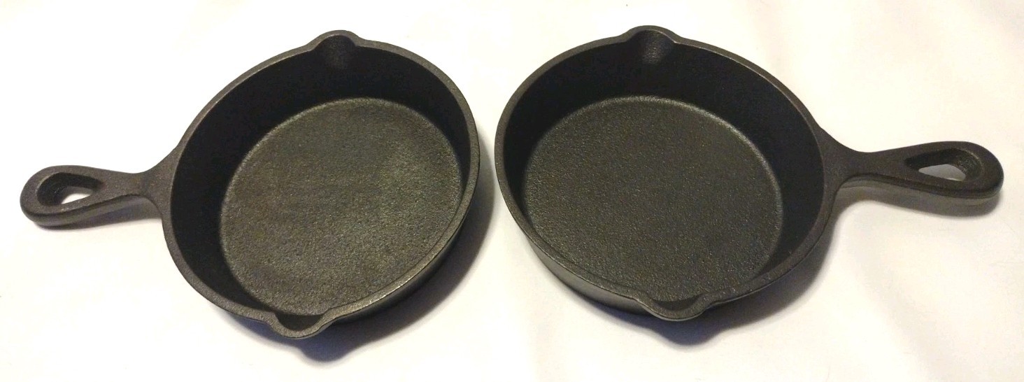 Bel Piatto™ Mini Cast Iron Skillets 5 inches Wide NEW No Box B2