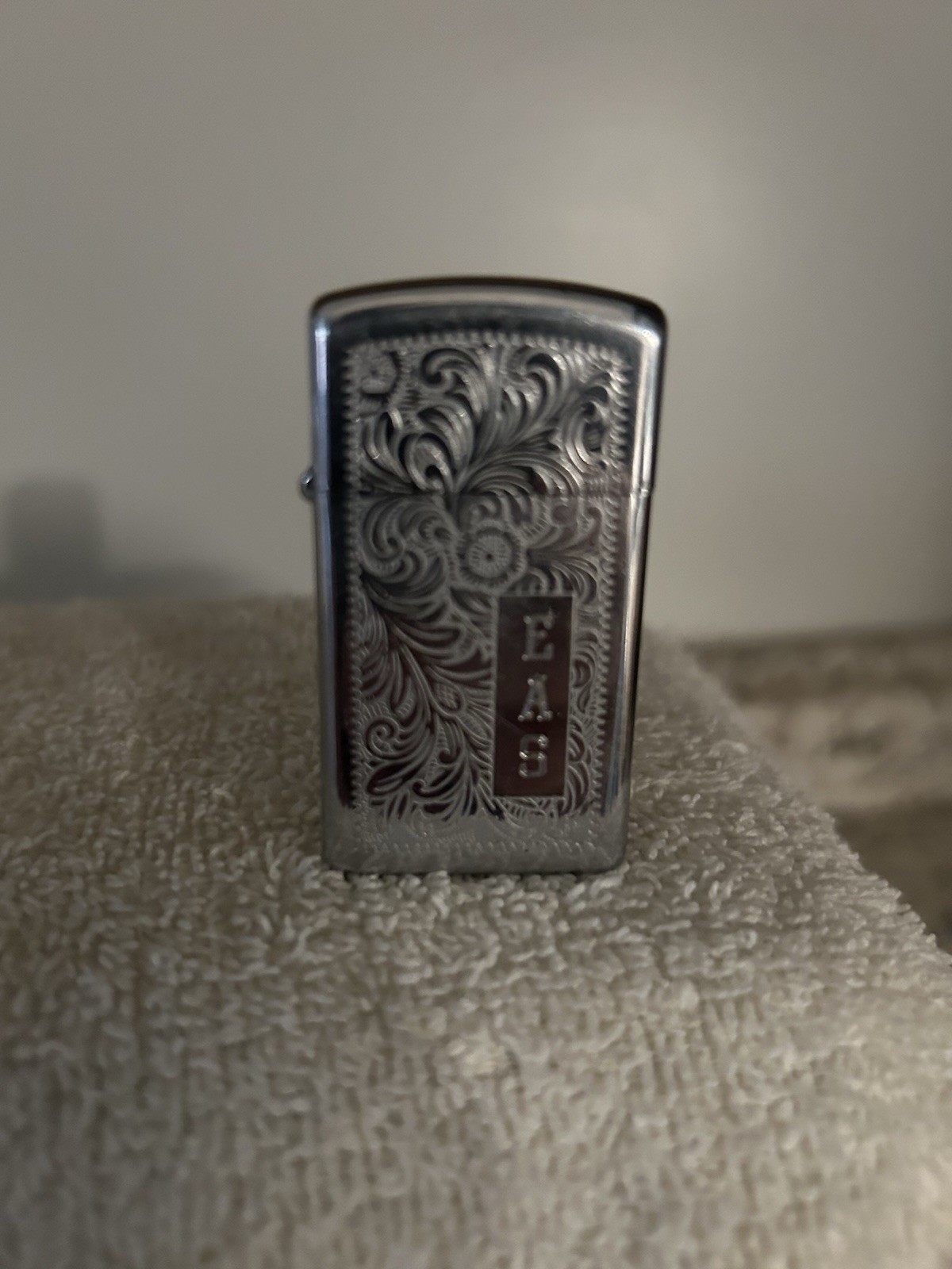 Bradford Authentic Vintage Zippo Lighter, Slim High Polish Chrome