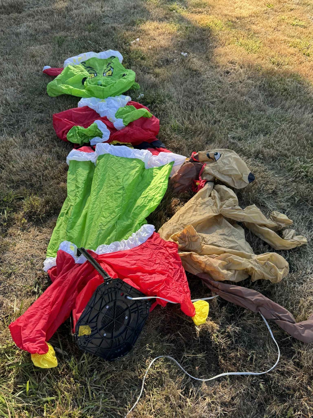 Vtg Gemmy Inflatable 8ft Grinch & Max Christmas Parts Only Not Working