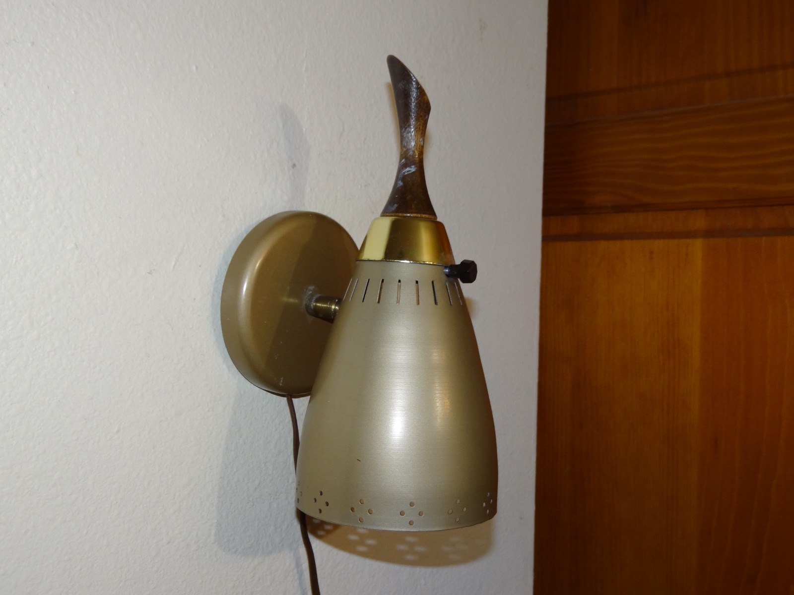 Vintage beige gold metal MCM swival wall light lamp cut out wooden top