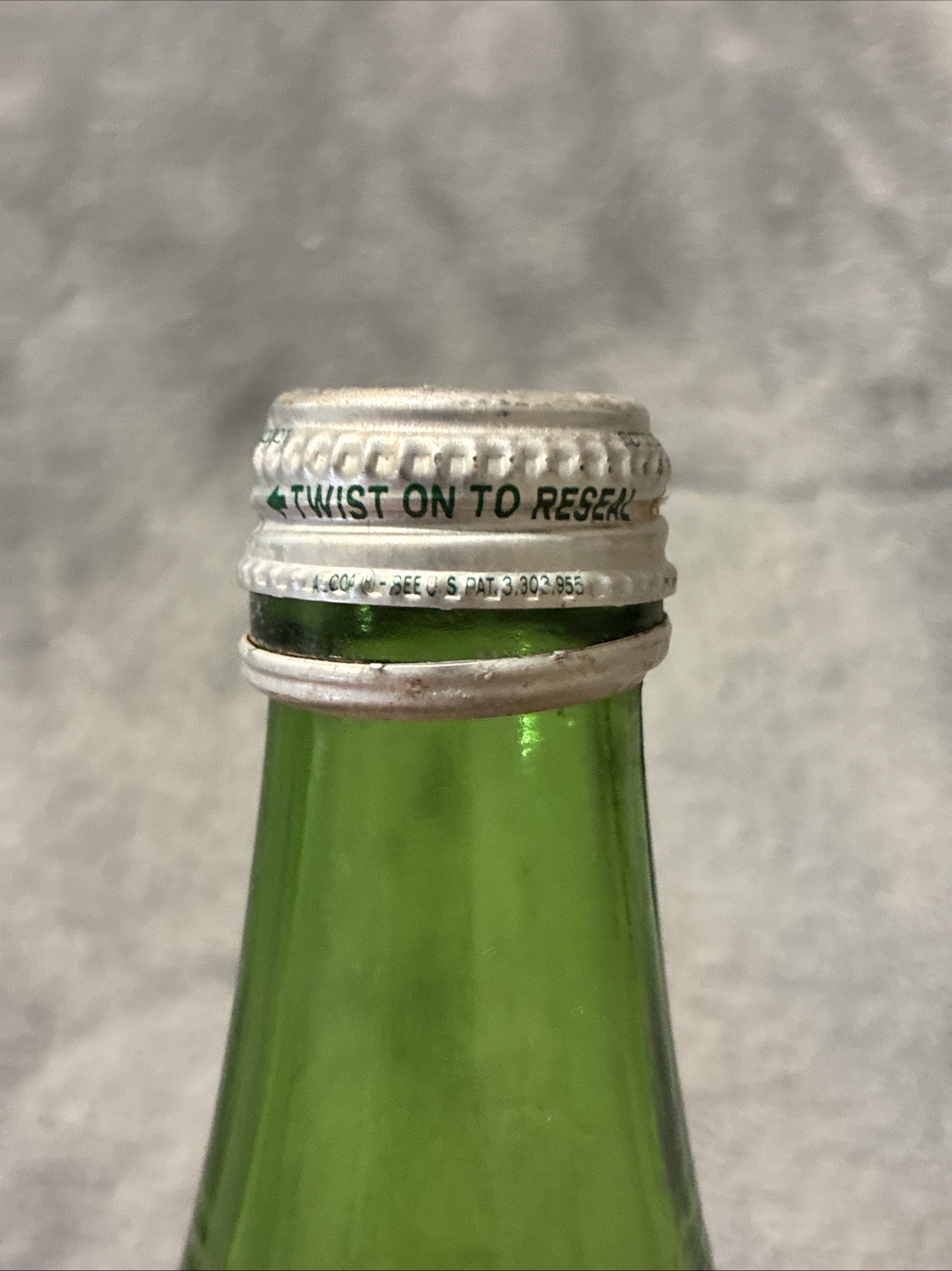 Vintage Sprite Double Paper Labels 28oz Soda Bottle: 1970–SC Tax Paid Stamp Cap