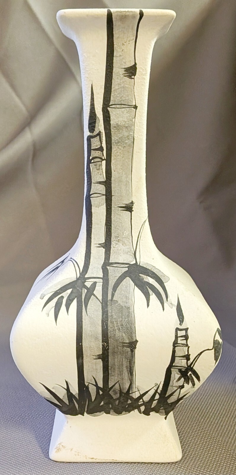 Vintage ALOHA Kilns Ceramic Vase Hawaii Handpainted White Bamboo 4×9.5″