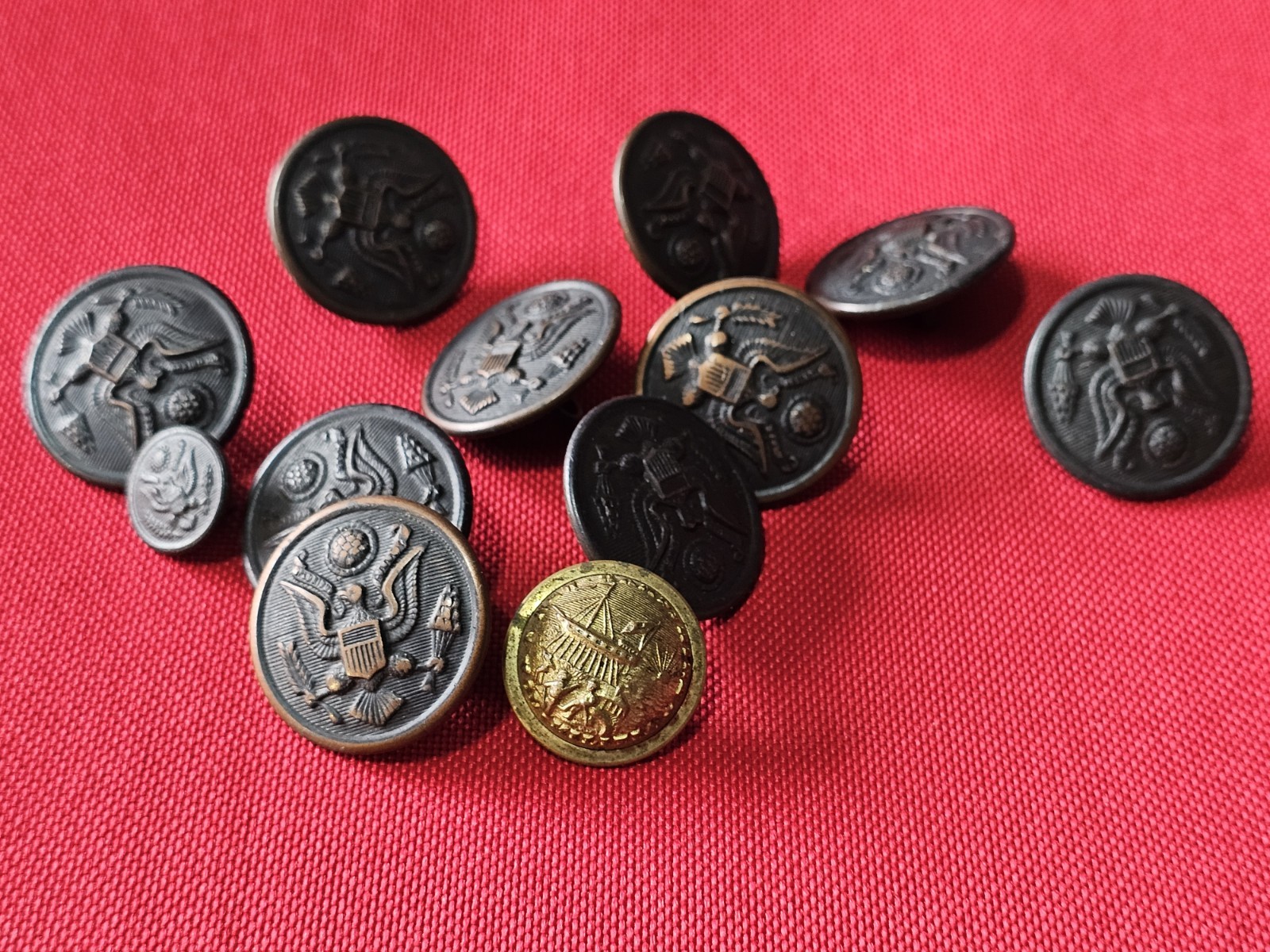 World War 1 Lot Of 10 Military Eagle Brass Button The Austin Co + Hampshire