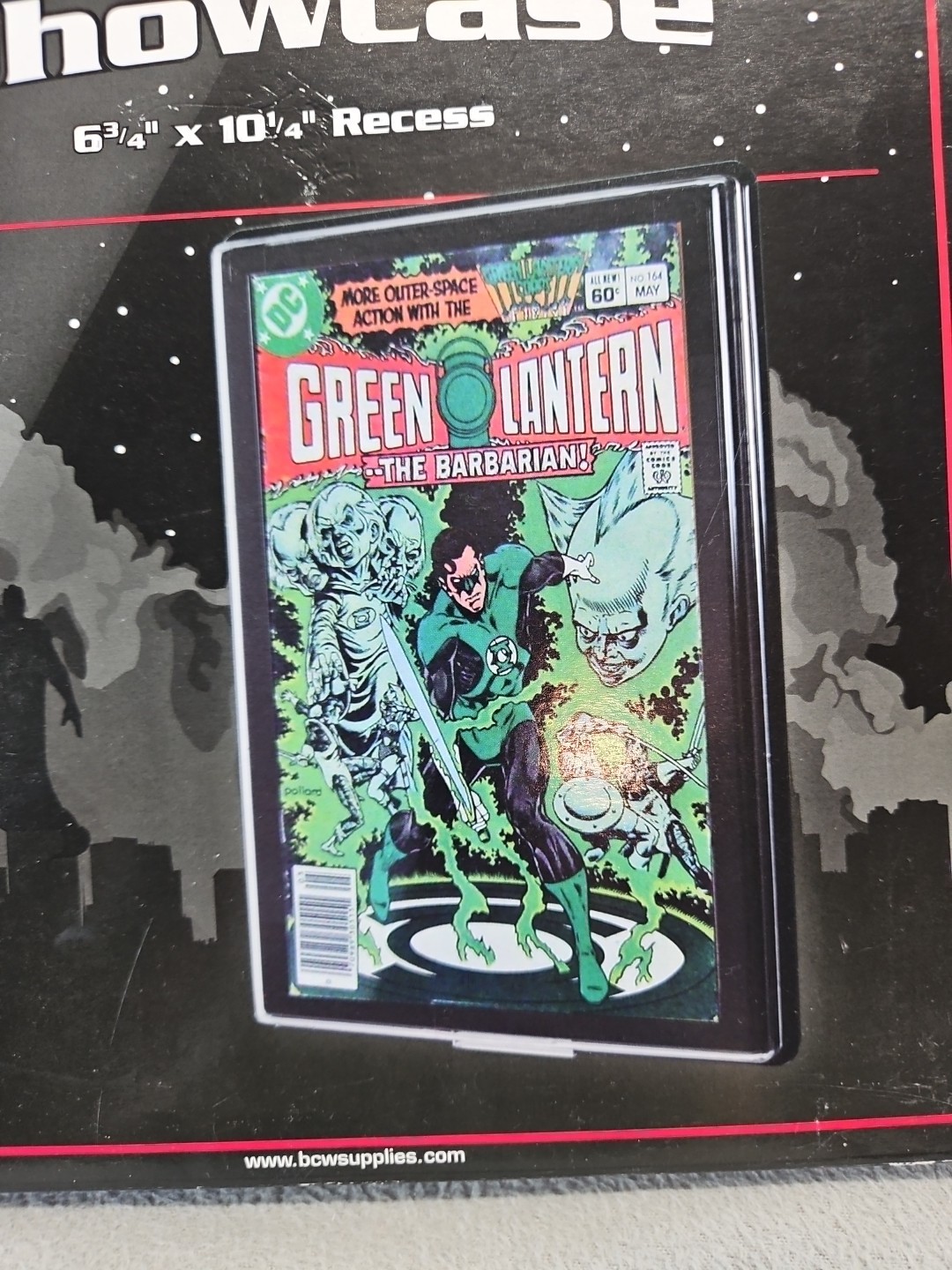 BCW Current/Modern Comic Book Showcase – Black (1-CBS-CUR) 5s9