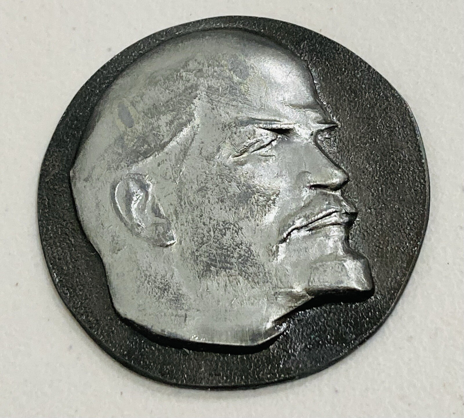1990s USSR Table Medal Lenin Vladimir Ilyich Ulyanov Bas Relief Silumin image
