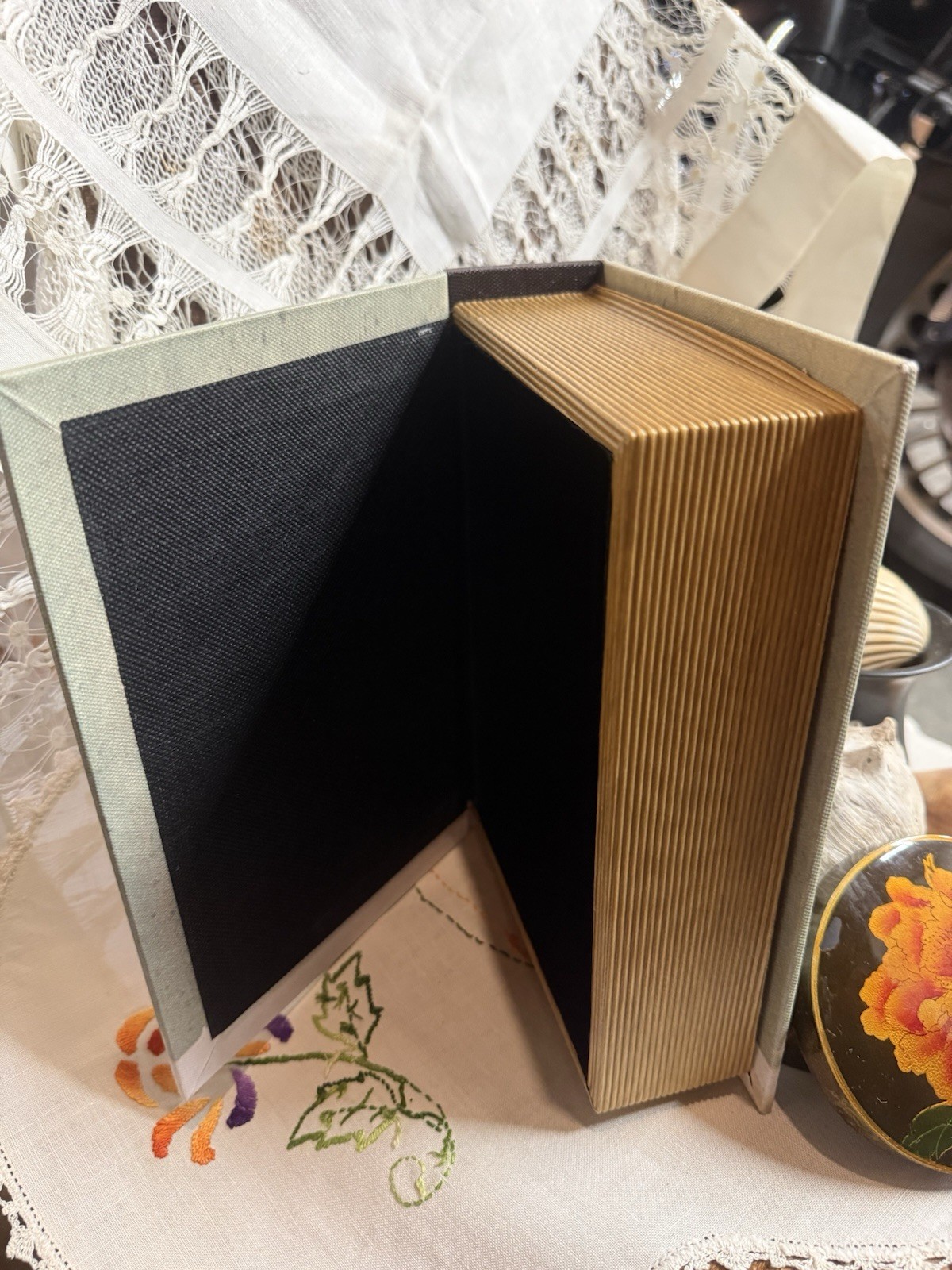 Bundle, Book Wood Storage Box, Seashells, Round Trinket, & Black Vase, Bundle, 9