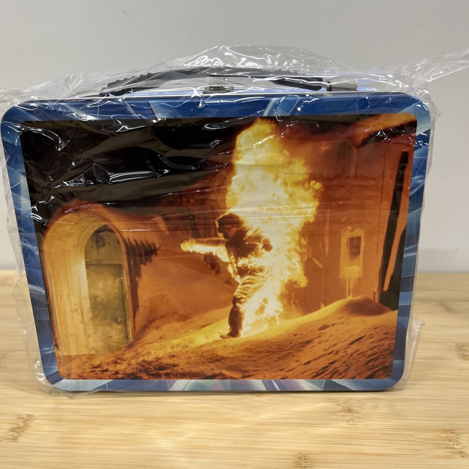 Factory Entertainment, The Thing Tin Tote Lunchbox, Ages 15 and up