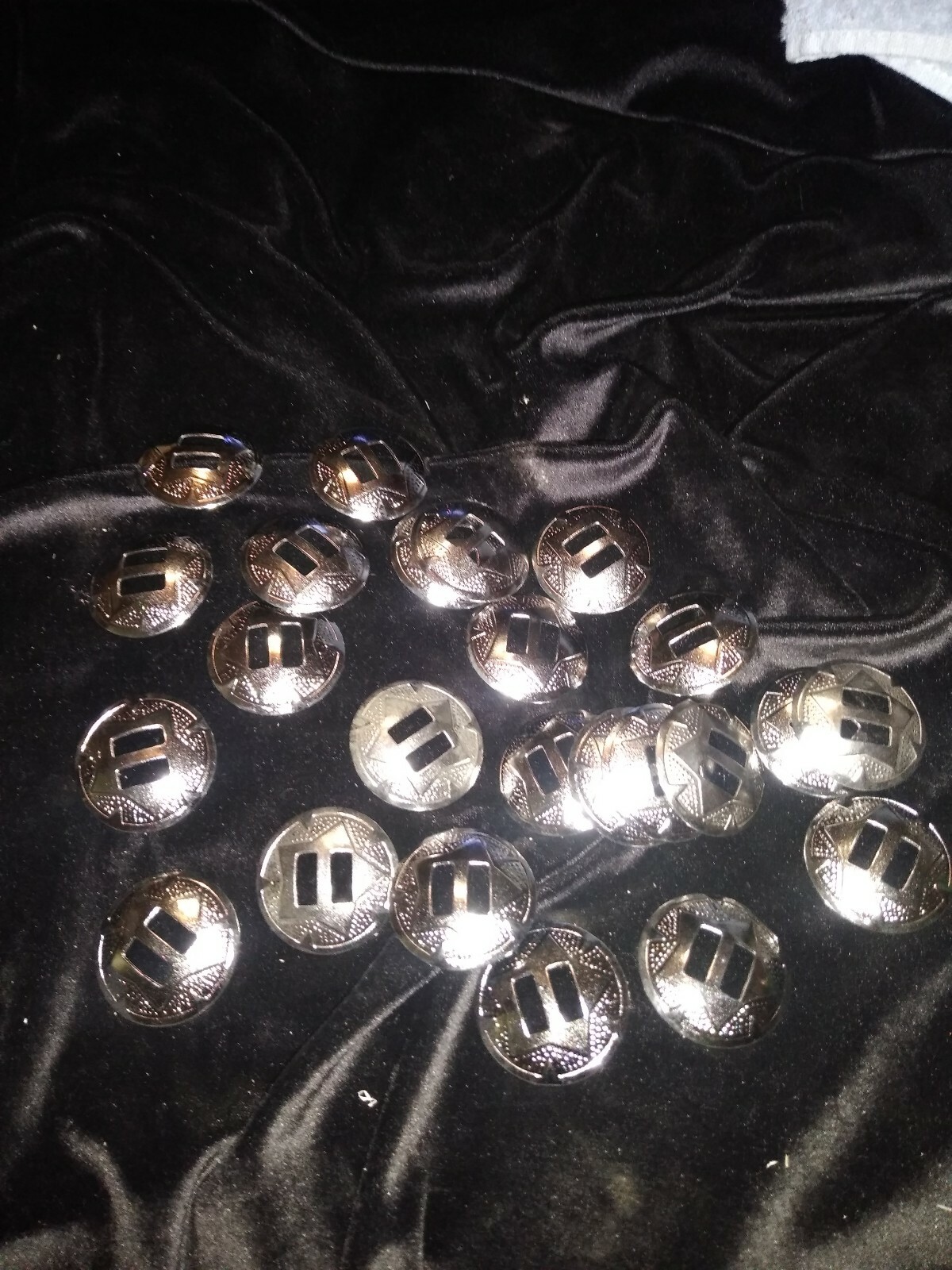 Slotted stainless steel Conchos Weaver 1 1/2 24 count New