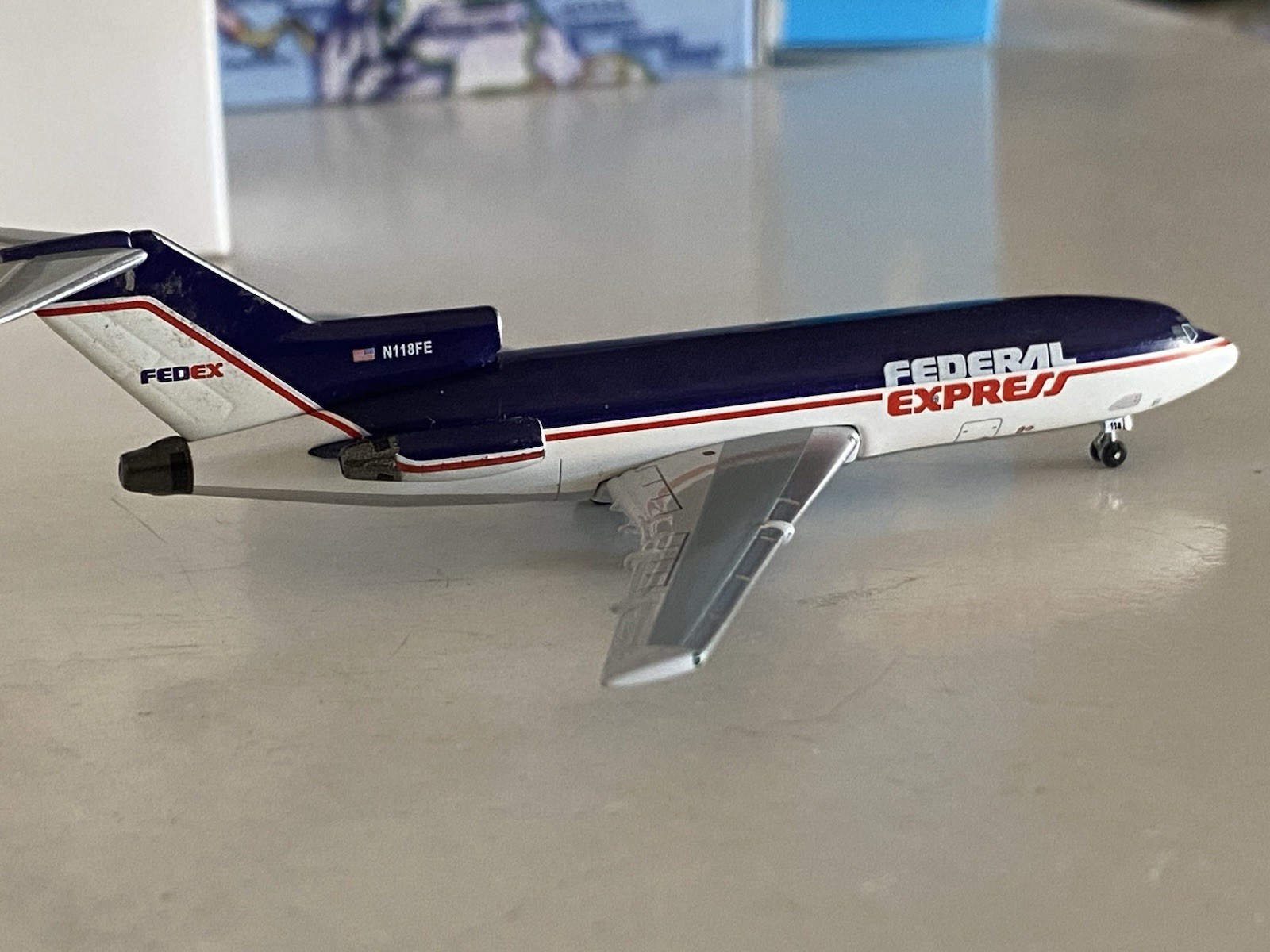 Aeroclassics FedEx Federal Express Boeing 727-100 1:400 N118FE ACN118FE