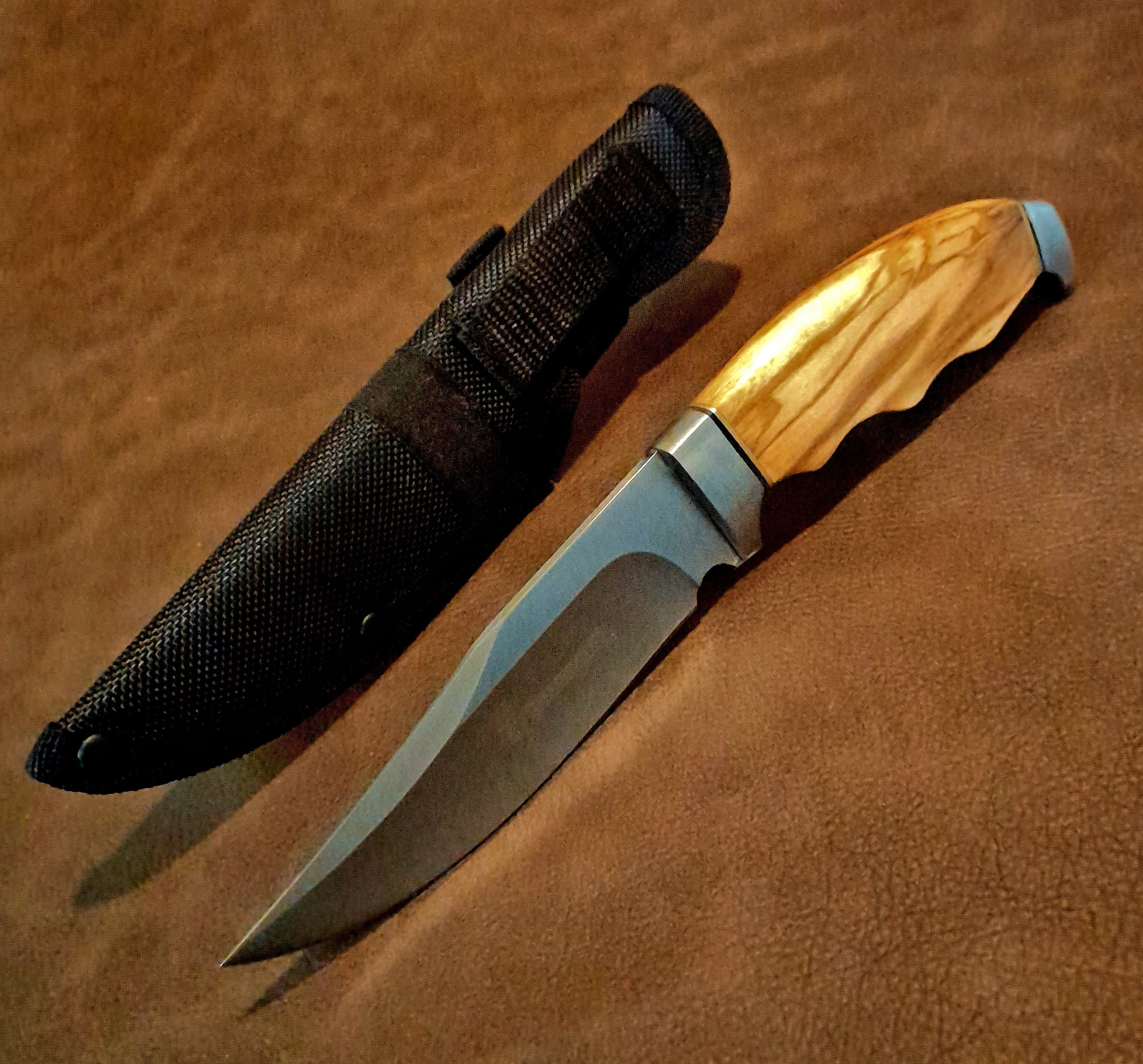 Browning 9.5″ Hardwood Camping Hunting Fixed Blade Knife w/Sheath