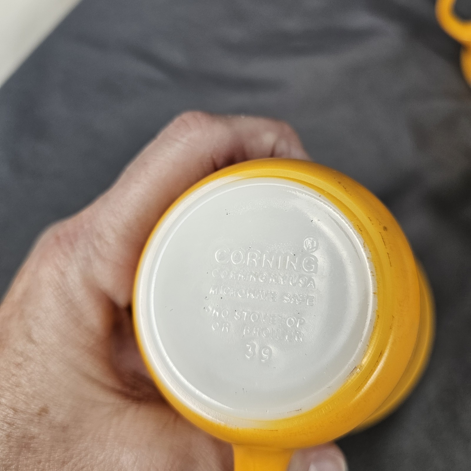 Pyrex – Sunflower Gold – 4 Count Coffee Cups