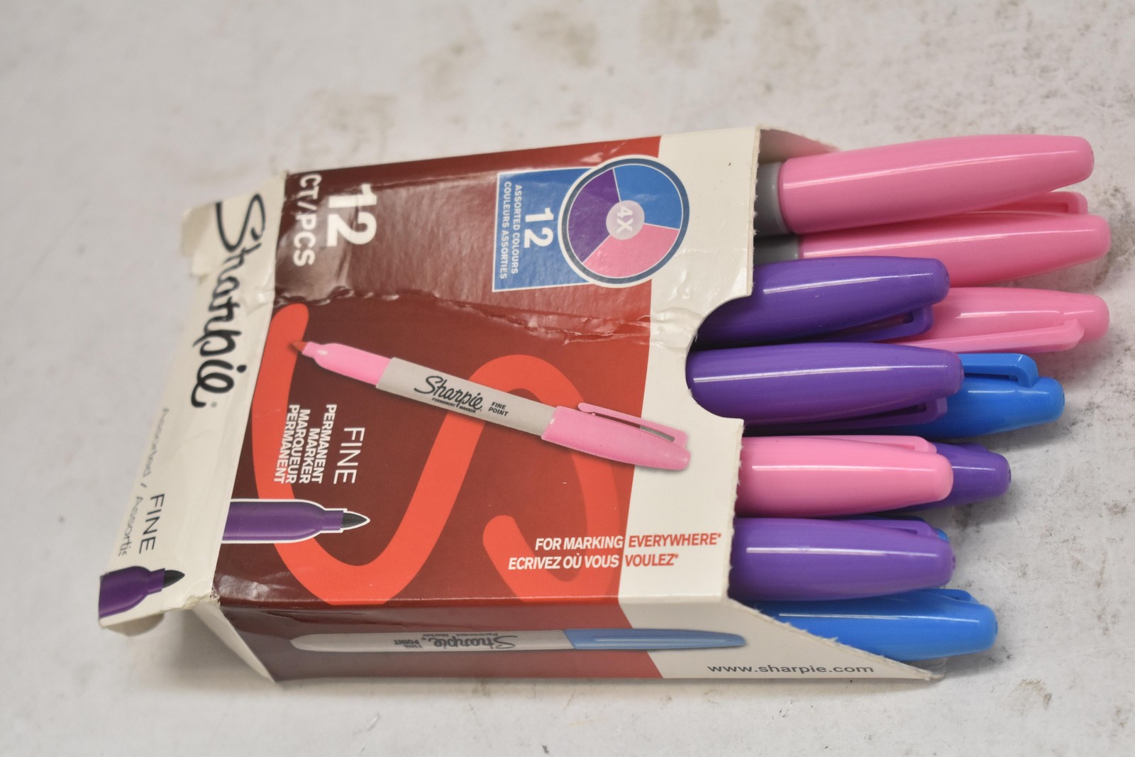 Sharpie Fine Permanent Marker 12 Pack Assorted Colors Fine Tip Open Box Set