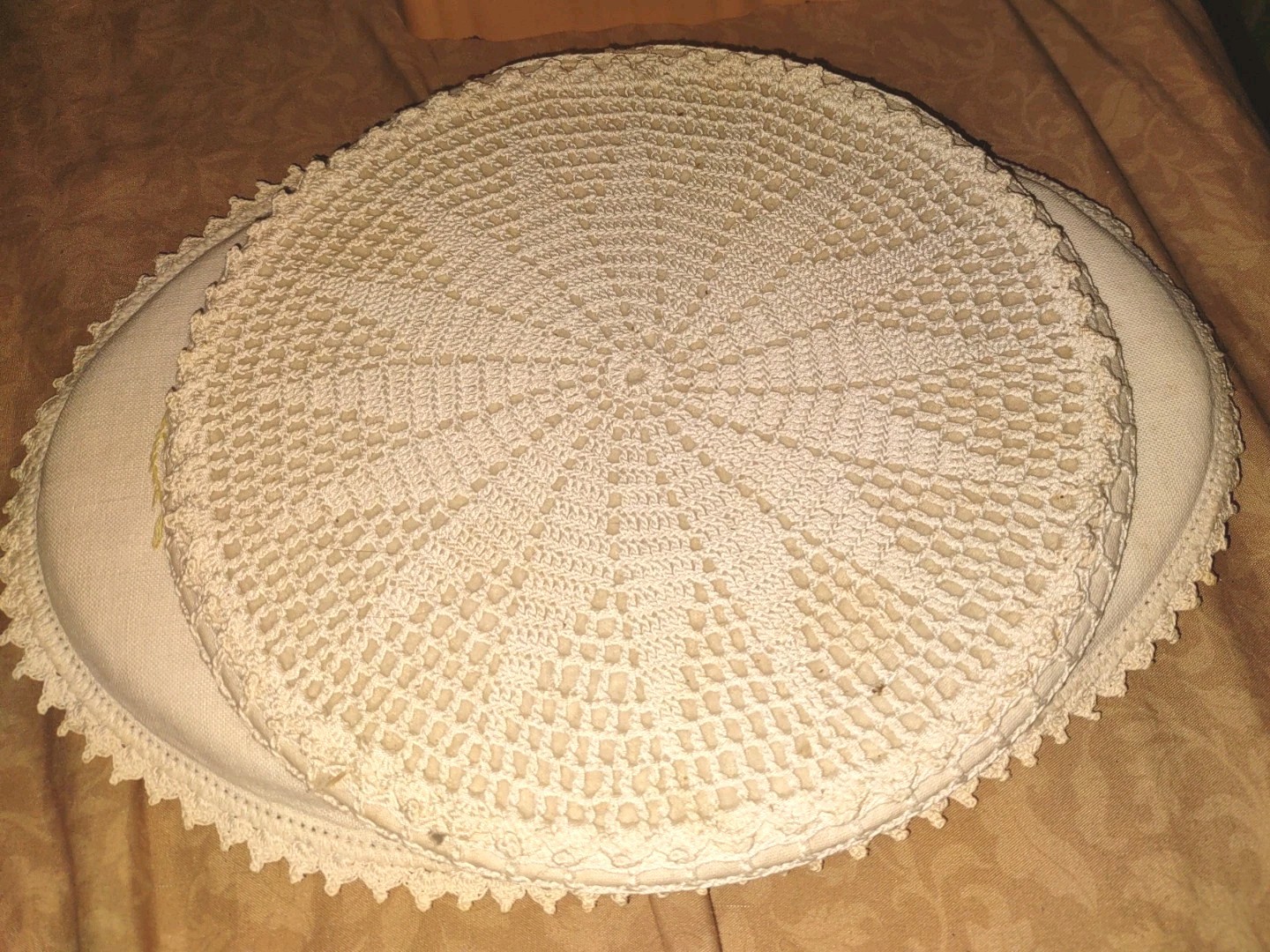 2 Vintage Handmade Crocheted Covered Trivets/Hot Plates Round and Oval Felt Base
