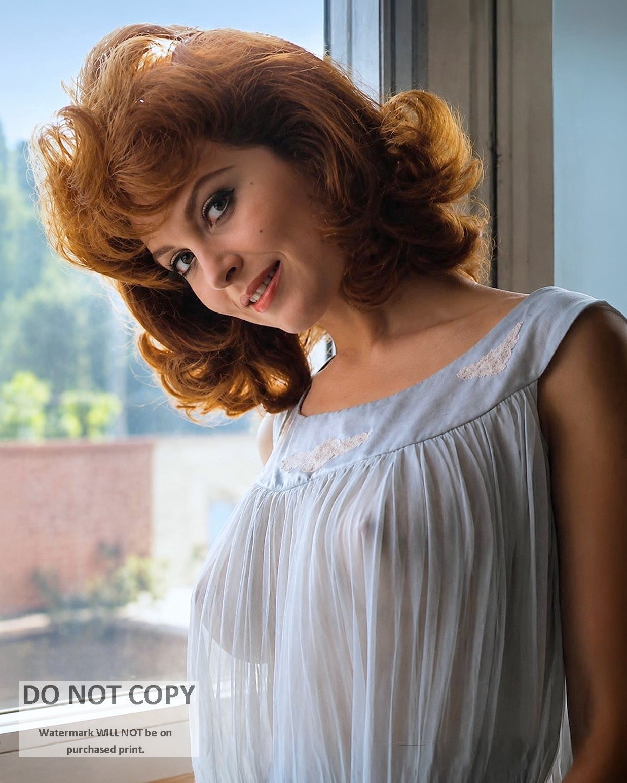ACTRESS TINA LOUISE PIN UP – 8X10 PUBLICITY PHOTO (CP-126)