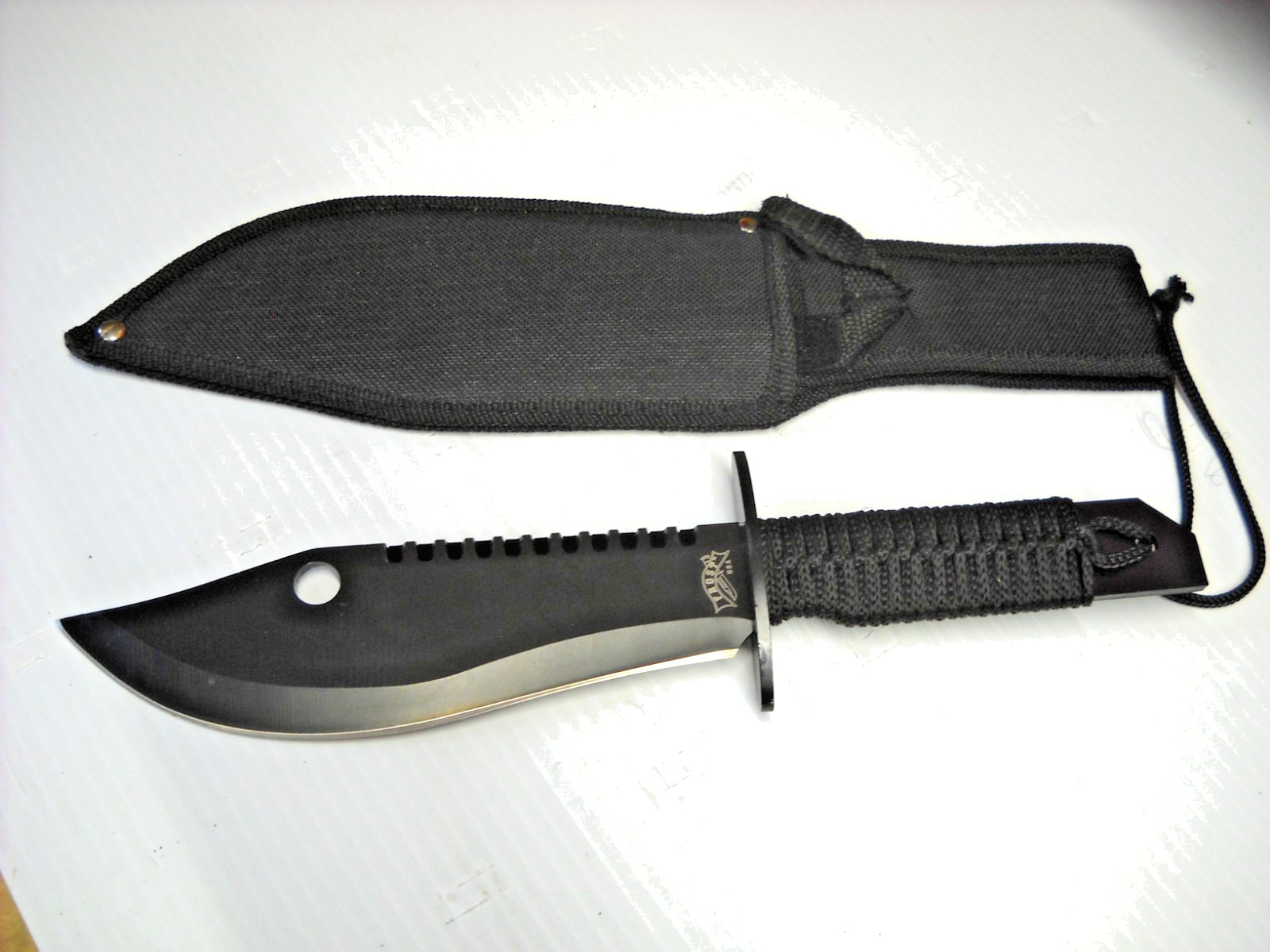 Frost Cutlery Fixed Blade Knife Paracord Wrapped Handle w/ Nylon Sheath