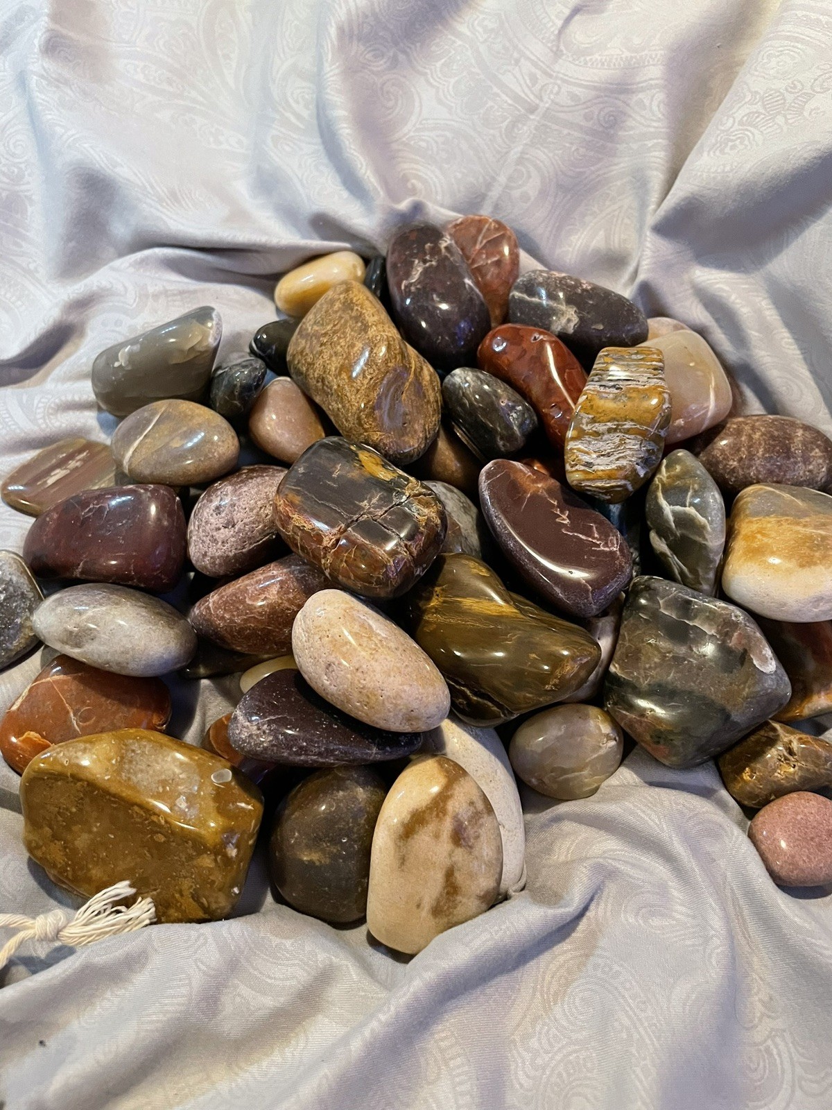 5 Pounds Highly Polished Cleaned Texas River Rocks Stones in Cotton Bag C4
