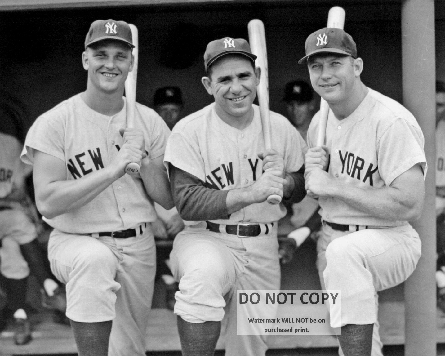 ROGER MARIS, YOGI BERRA AND MICKEY MANTLE NEW YORK YANKEES – 8X10 PHOTO (DA-459)