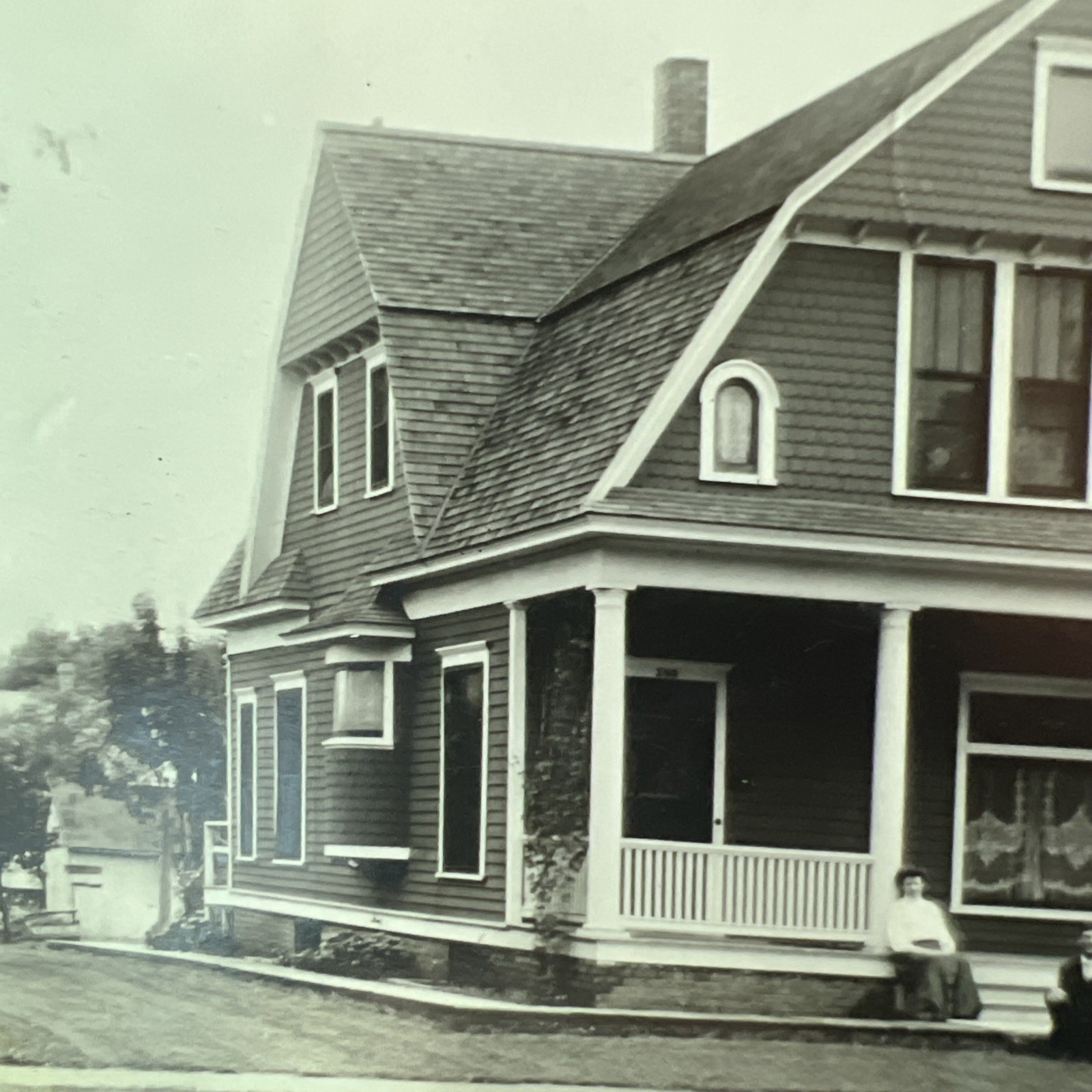 1911 RPPC Home Of Mary & Elmer Reams Shenandoah Iowa Porch Lawn Mowing