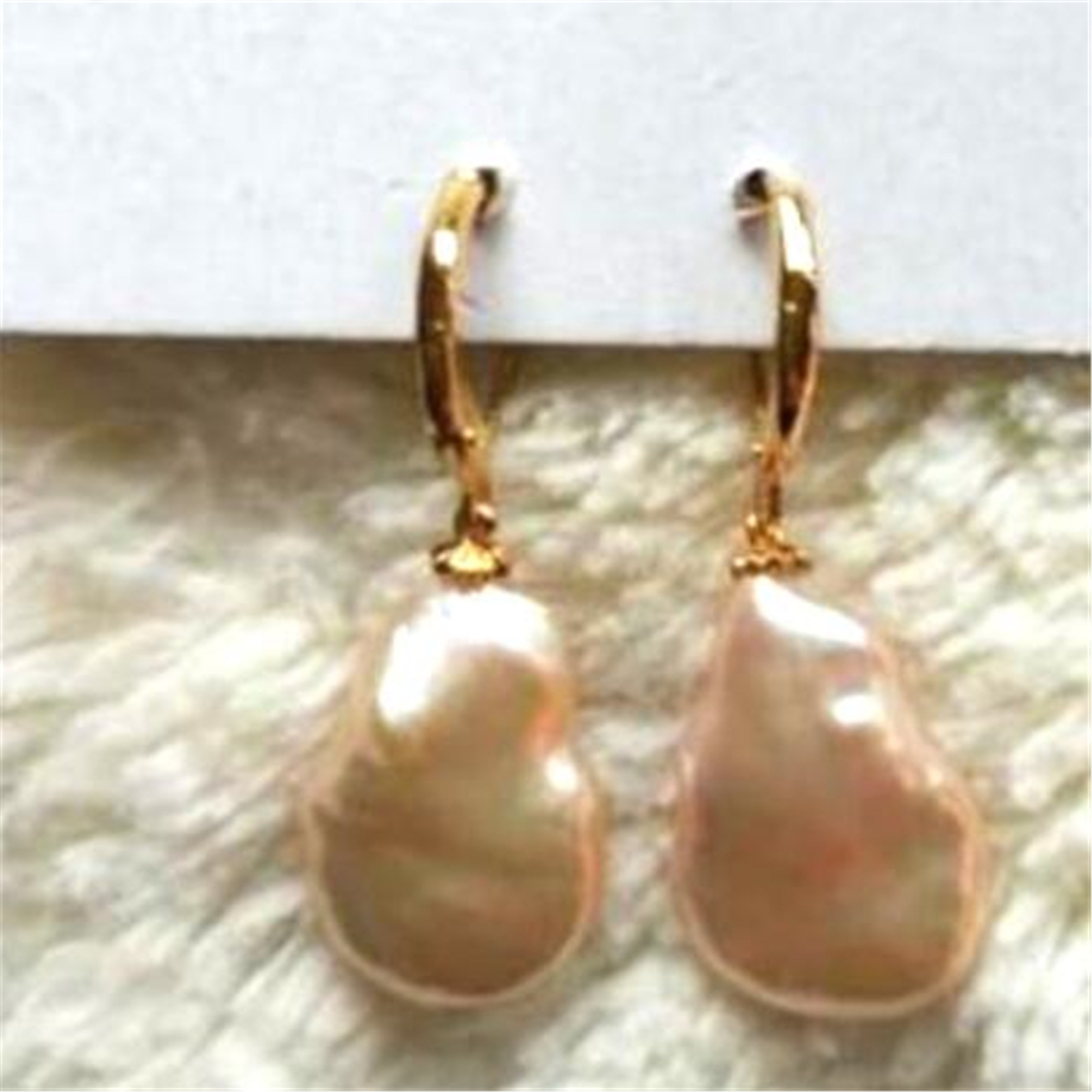 Natural pink Baroque Pearl earrings Bridal Everyday Casual Modern Stud Gemstone