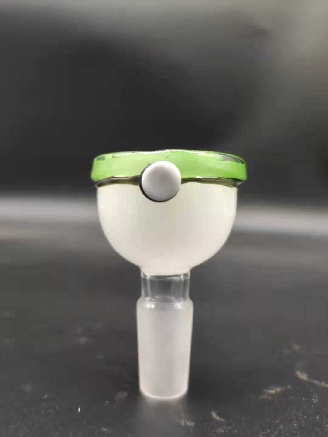 14mm Green Pokemon Wasp Ball Quality Glass Water Bong Head Piece Bowl Holder