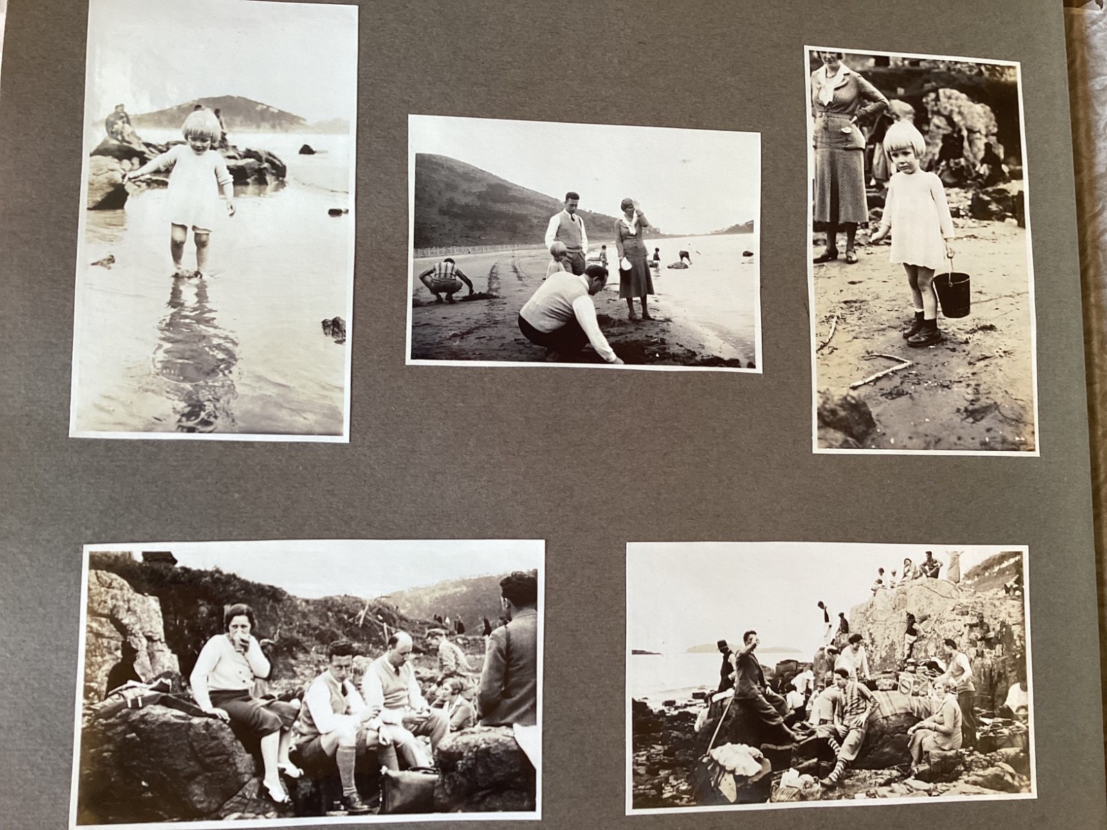 Album of 264 photos Belgian colony in Hong Kong / China… circa 1945/1950s
