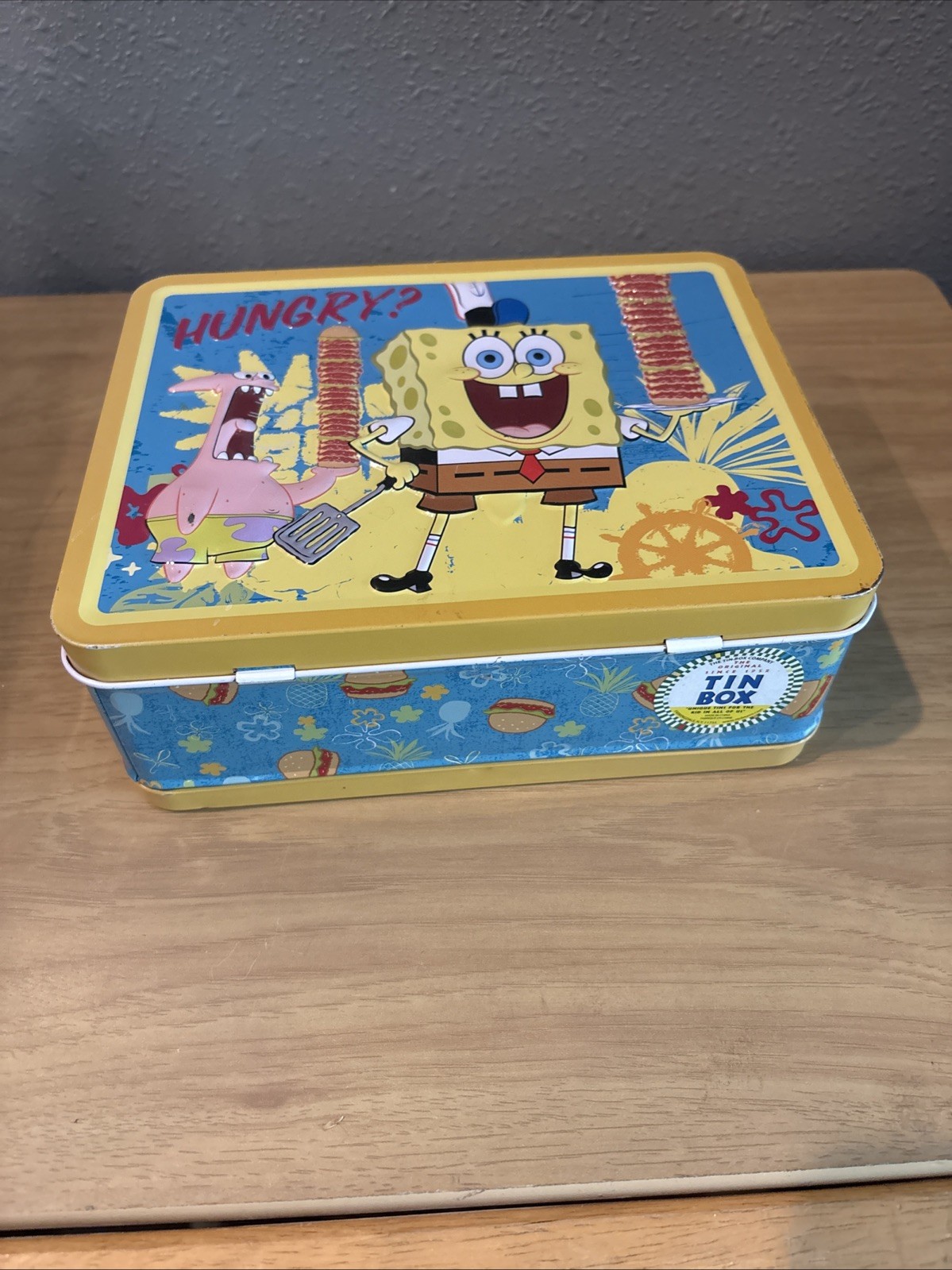 SpongeBob SquarePants & Patrick Hungry Metal Lunchbox 7.75 x 6 x 2.75 Tin Box