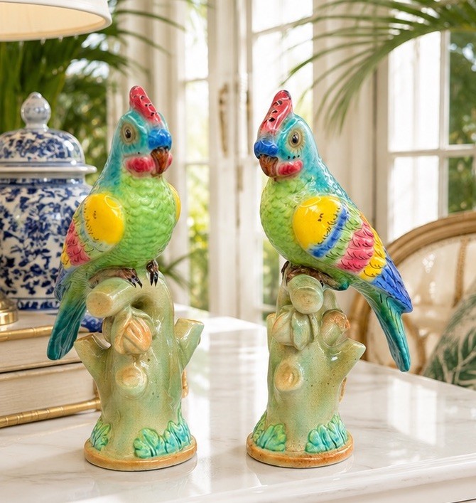 Vintage Italian Majolica Earthenware Parrot Figurines Mirrored Pair MCM 1298/513