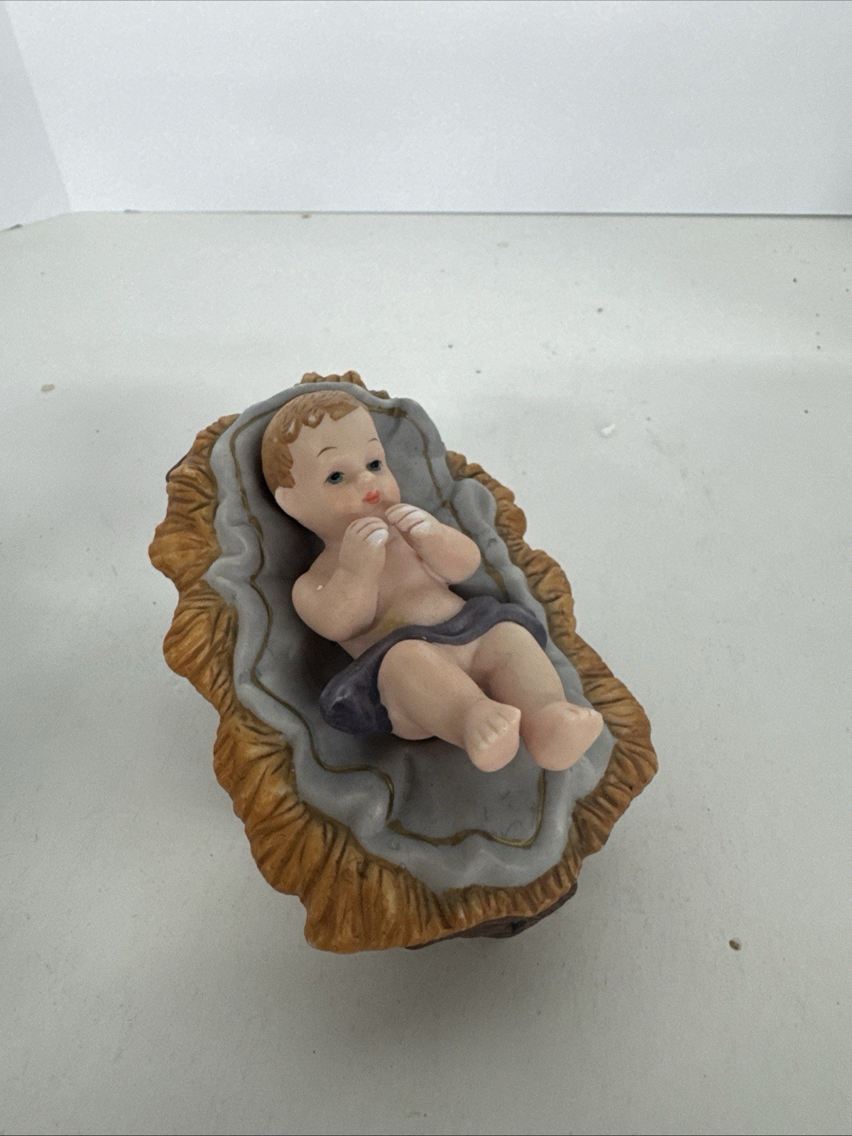 Kirkland Signature Baby Jesus Manger Replacement Piece 2-Pack 75177 Nativity