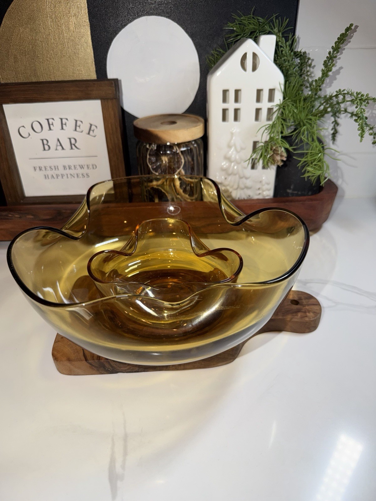 Set Of 2 VTG Mid-Century Modern Hand-Crafted Amber Serving Bowls